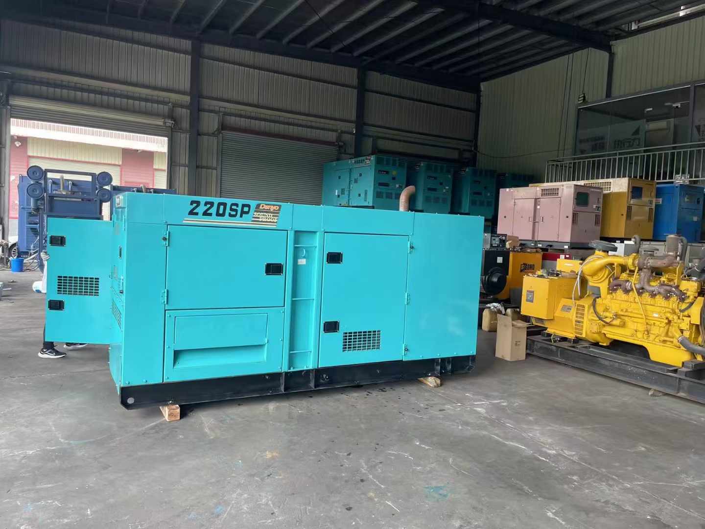 罗城800kW 柴油发电机的输出电流波动范围是多少？