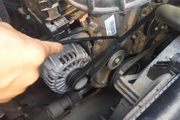 罗城转速传感器的工作原理是什么？